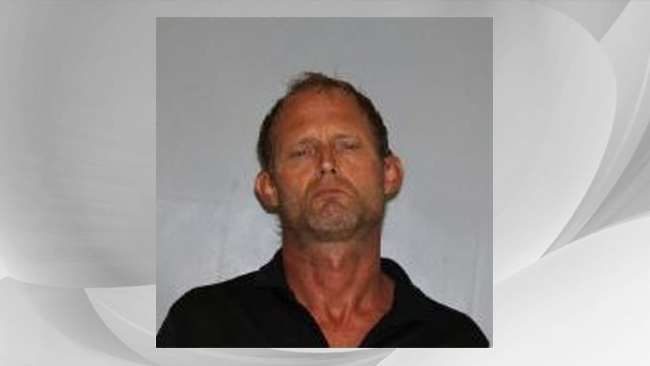 Arrestan a hombre de Gainesville por explotación y pornografía infantil