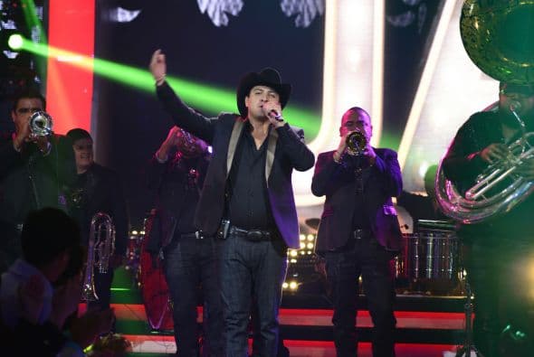 Julión Álvarez y su Norteño Banda es otro de los favoritos del público, el ídolo grupero resultó nominado en las categorías Canción del Año, Video Más Pedido, Mejor Producción de Video, Artista o Grupo Norteño Banda, Solista Masculino del Año, Dueto del Año y Disco del Año.