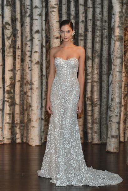 Aquí los mejores modelos del diseñador Naeem Kahn.