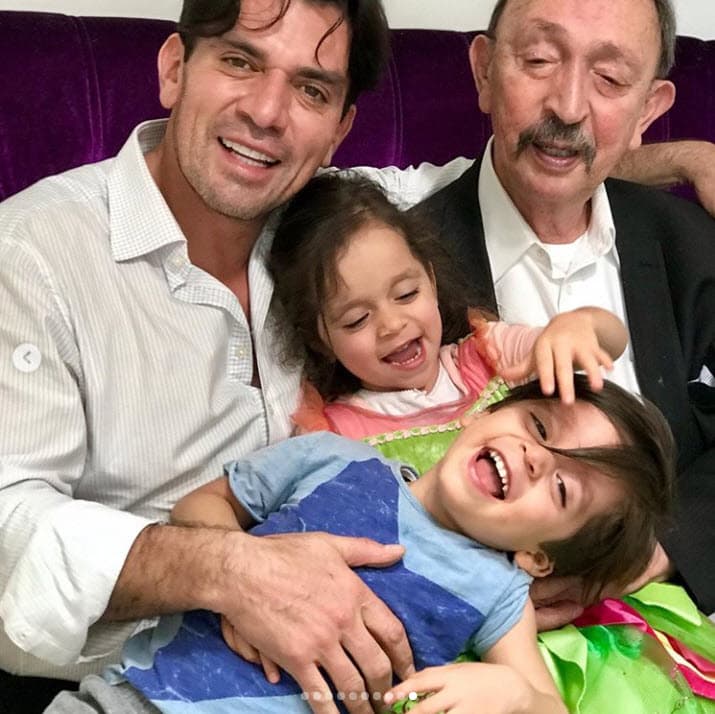 Elizabeth Álvarez espera que todo siga viento en popa como hasta ahora para poder renovar sus votos matrimoniales con Jorge Salinas.