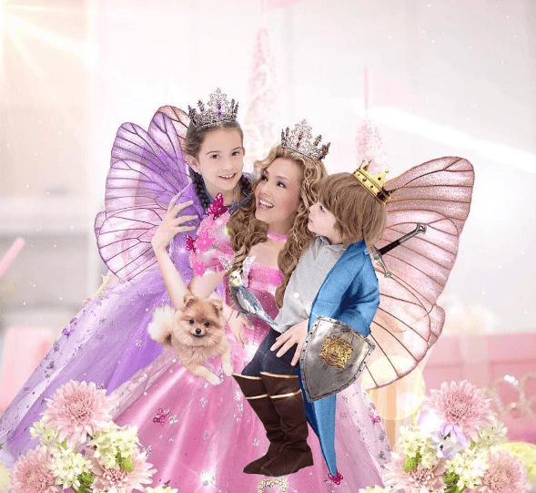 En tanto, Thalía es la feliz mamá de Sabrina Sakae, de 9 años y Matthew Alejandro, de 5 años.