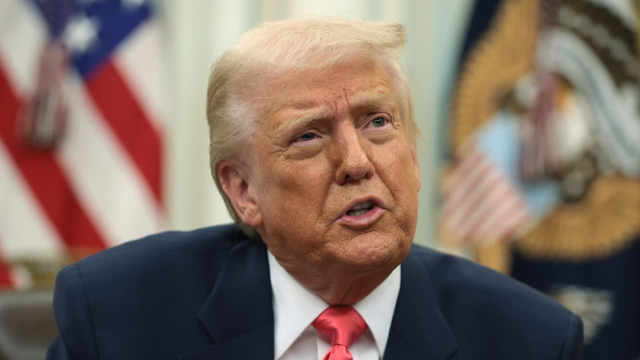 Demócratas lanzan fuerte crítica a Trump por proclama migratoria sobre supuesta invasión