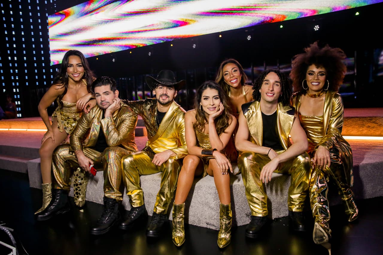 Esta décima edición de Mira Quién Baila comenzó con mucha fuerza y sucesos inesperados, como
<b> la salida de Gabriel Coronel </b>en la segunda gala. Ahora quedan en la competencia 
<b>Ana Isabelle, Ferdinando Valencia, Miguel Martínez, María León, Michelle González, Jorge Anzaldo y Brenda Kellerman</b> y entre ellos está el próximo campeón. Mientras se define al nuevo ganador, recordemos a las celebridades que han gando este título en las ediciones anteriores.