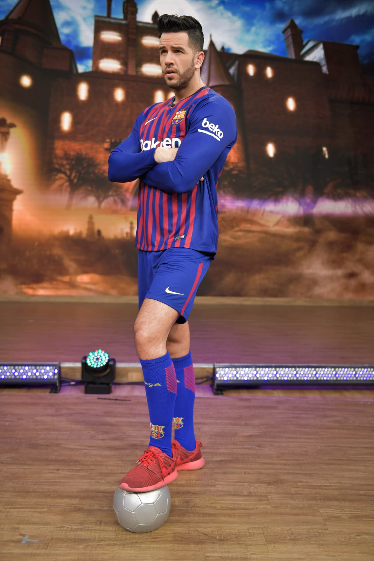 Nuestro chef Yisus se sentía muy cómodo vestido de futbolista y más por ser el esposo de Shakira.