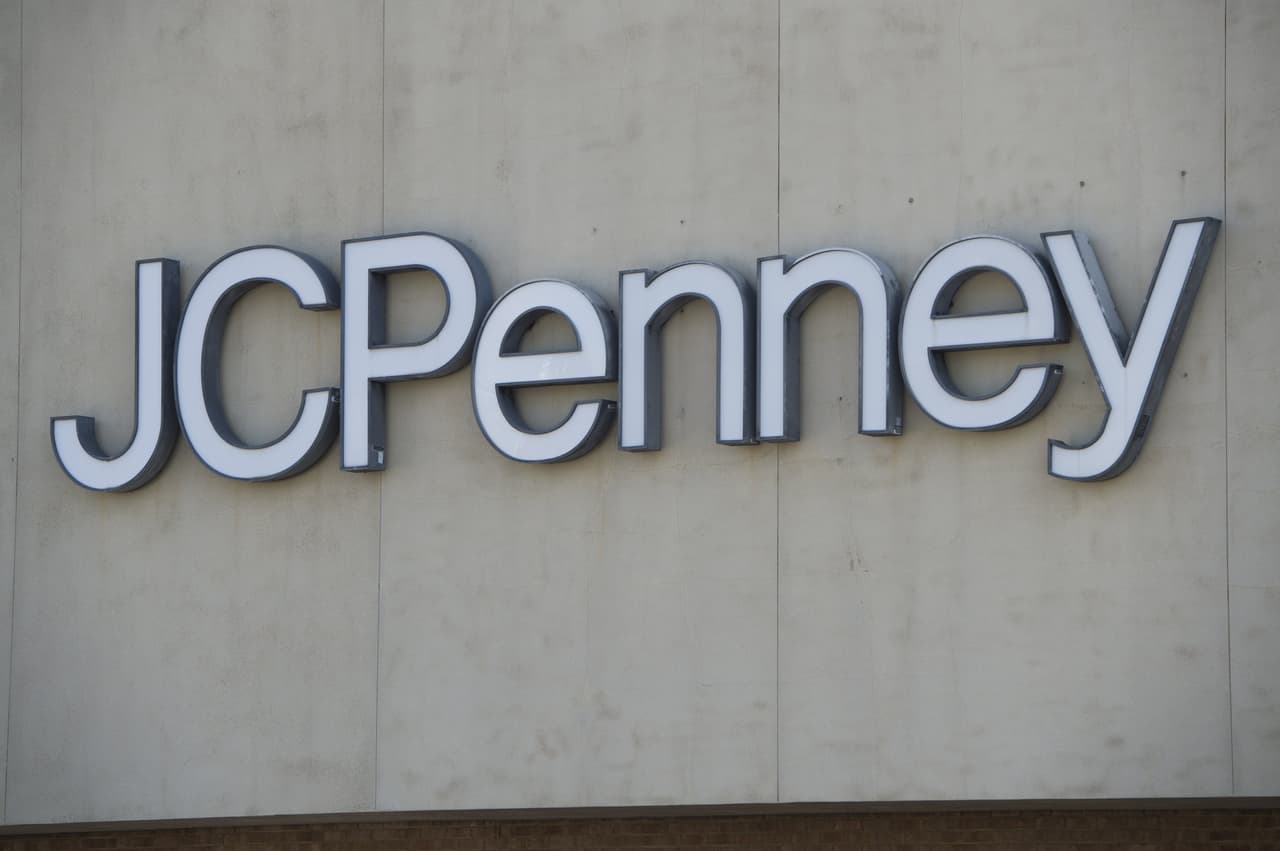 En North Carolina cerrará la tienda ubicada en:
<br>📍
<b>Matthews</b> (Windsor Square, 10101 E. Independence Blvd.).