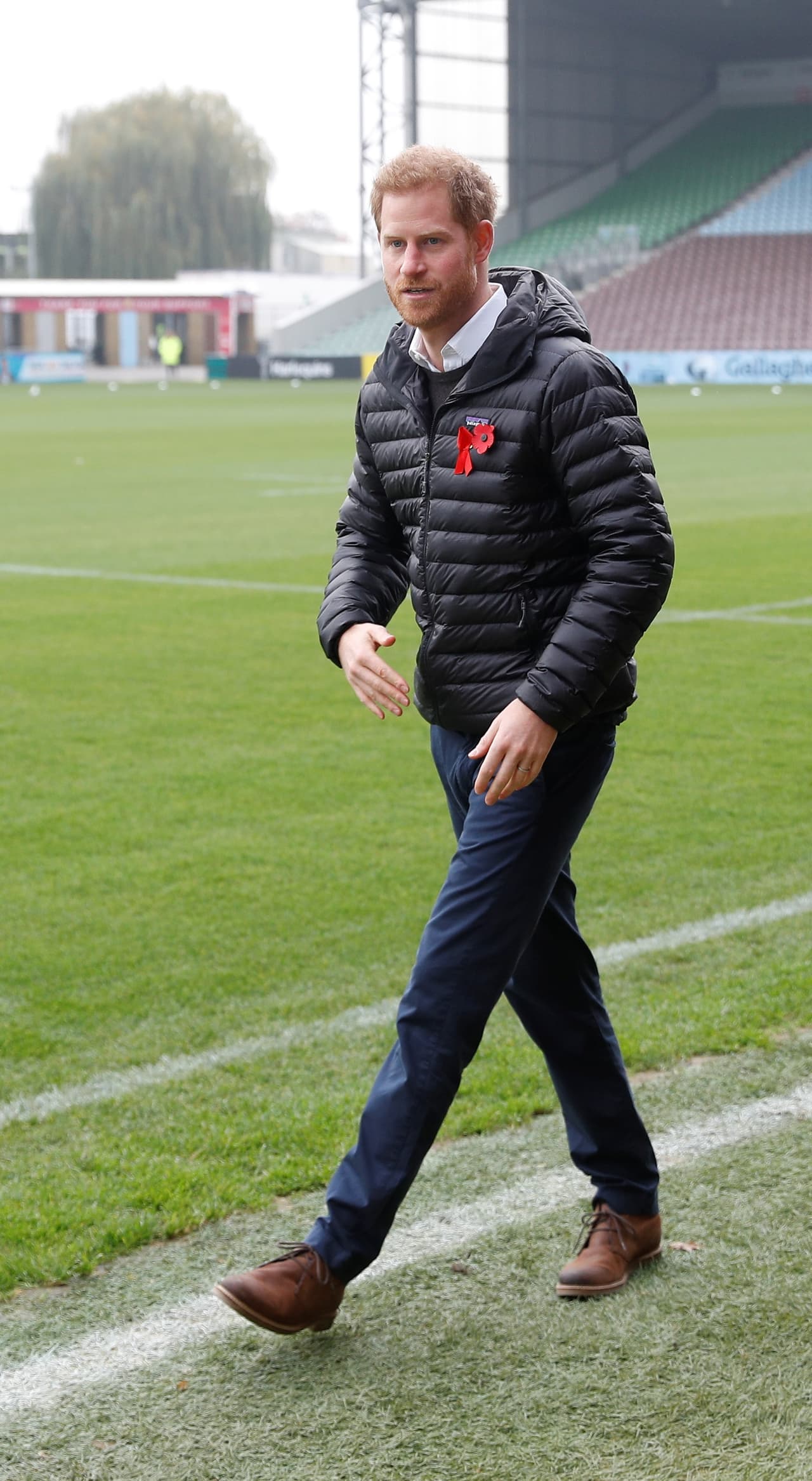 En julio de 2016, el esposo de Meghan Markle 
<b><a href="https://www.univision.com/entretenimiento/realeza/el-principe-harry-retransmite-en-facebook-su-prueba-de-vih" target="_blank">se hizo una prueba de VIH</a></b> y compartió el momento en vivo a través de Facebook: "Me alegro de haber venido, porque creo que a nadie debería resultarle raro visitar a su médico y asegurarse de que todo va bien", dijo después de que le confirmaron que no había presencia del virus.