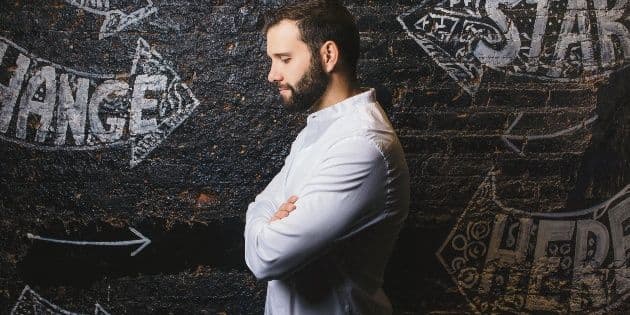 <b><a href="https://www.univision.com/shows/despierta-america/asesinan-a-tiros-al-cantante-venezolano-fabio-melanitto-expareja-de-la-actriz-ivonne-montero-video">Fabio Melanitto</a></b> fue asesinado el 15 de agosto de 2018. 
<b>Recibió ocho disparos, cinco en la cara y tres más en el pecho</b>, según la carpeta de investigación de las autoridades mexicanas.