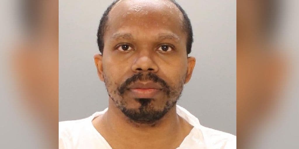Hombre acusado de matar a familiares en West Philly considerado incompetente para ser juzgado
