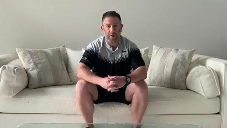 Agente de la NFL pierde a sus padres por coronavirus
