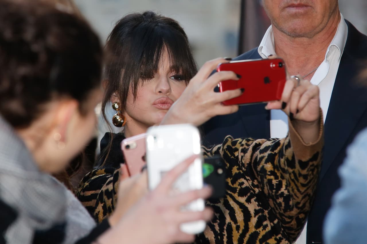 "Siento que 
<b><a href="https://www.univision.com/entretenimiento/se-comprometen-justin-bieber-y-selena-gomez-video/embed" target="_blank">en los primeros 5 segundos</a></b> puedo decir si estoy conociendo a alguien que solo quiere una cosa", presumió.