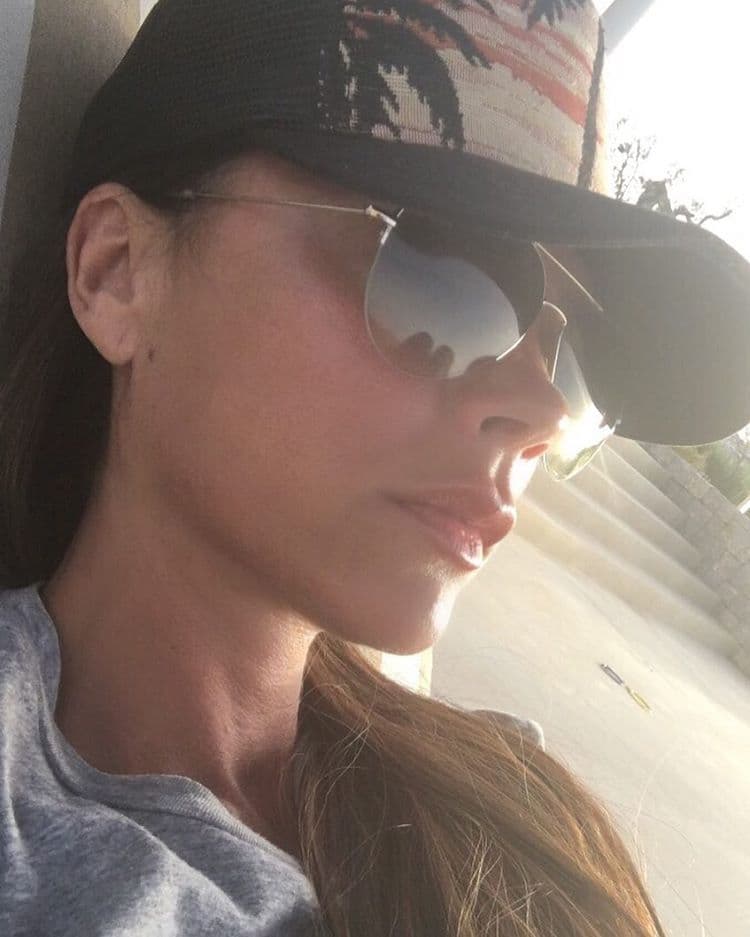 Victoria relajada y natural, pocas veces se le puede ver así.