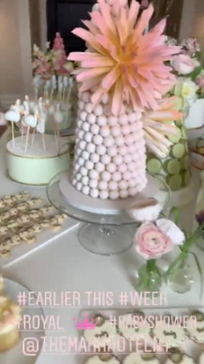 Como la que dio el chef Jean-Georges, encargado de la mesa de postres del ‘baby shower’ de Meghan, a través de sus 'stories' de Instagram.
<br>