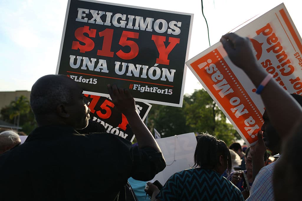 Entra en vigor el alza del salario mínimo en Los Ángeles, Washington DC, Maryland y Oregon