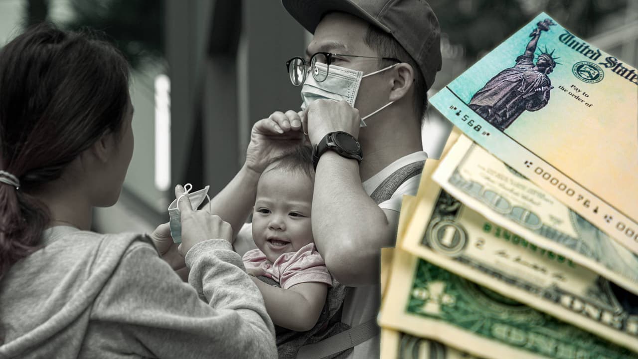 En el caso de una familia con dos hijos menores de 6 años que optó por los pagos mensuales, sus cheques serán de $600 cada mes entre julio y diciembre de este año. En total, cuando reciba la otra mitad en la declaración de impuestos del próximo año, la suma será de $7,200.