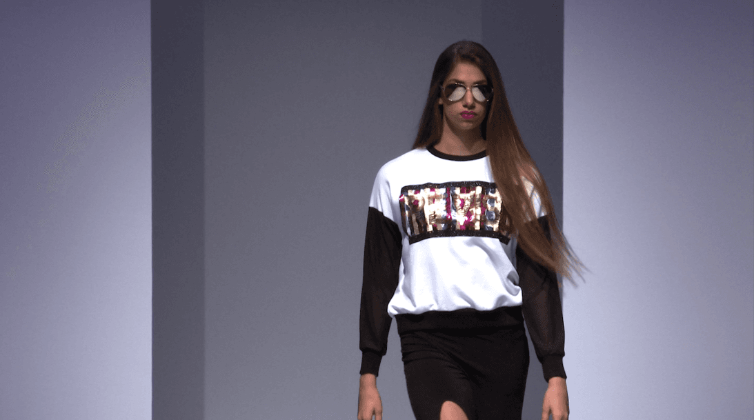 Lina sorprendió a muchos con la manera en que dominó la pasarela en un prestigio evento de moda el pasado 8 de marzo.