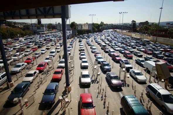 El mercado automotriz estadounidense es uno de los más grandes del mundo. A pesar de ello, hay vehículos que se comercializan en otros países y no los vemos rodar por estas tierras. Un ejemplo es México, donde hay una decena de modelos que aquí no conocemos.