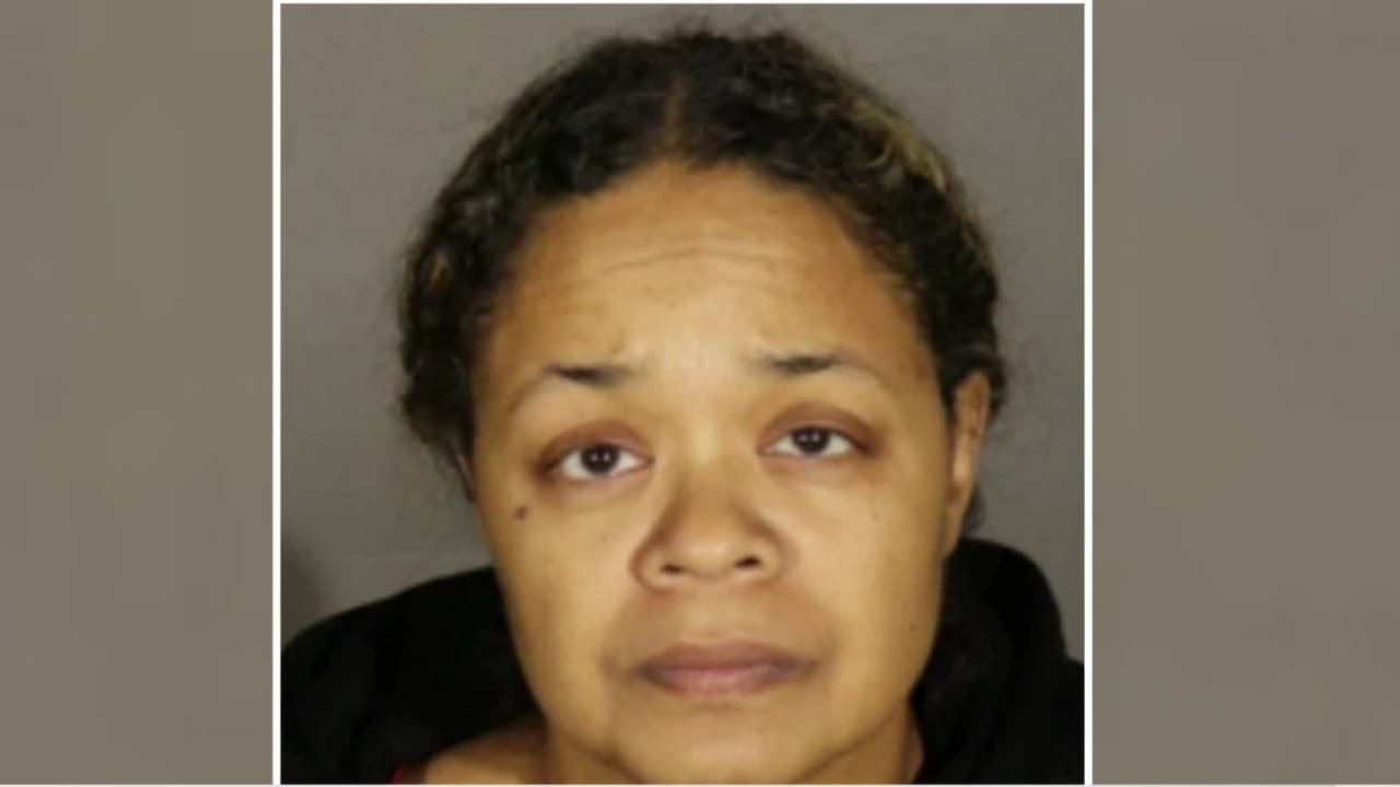 Arrestan a mujer que se hizo pasar por enfermera en hospitales de Los Ángeles