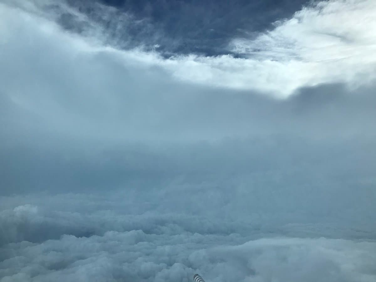 Fotografía tomada desde un avión cazador de huracanes del Servicio Meteorológico Nacional, el ojo del Huracán Irma.