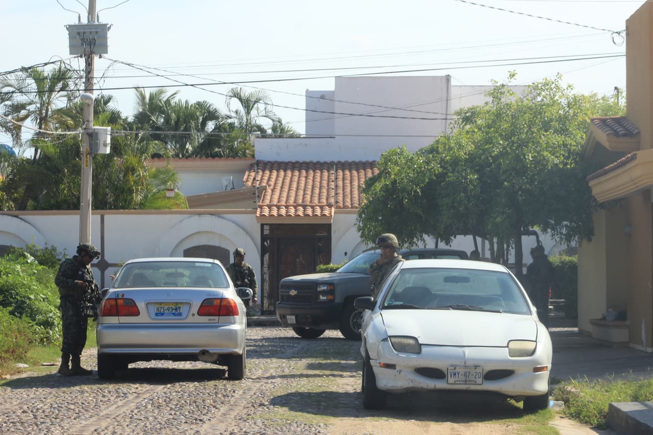 Marina mexicana allana la casa de la cuñada de El Chapo en Culiacán