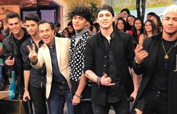 Carlos Calderón platicó con ellos sobre estos dos años de carrera, en los cuales han crecido personal y profesionalmente.