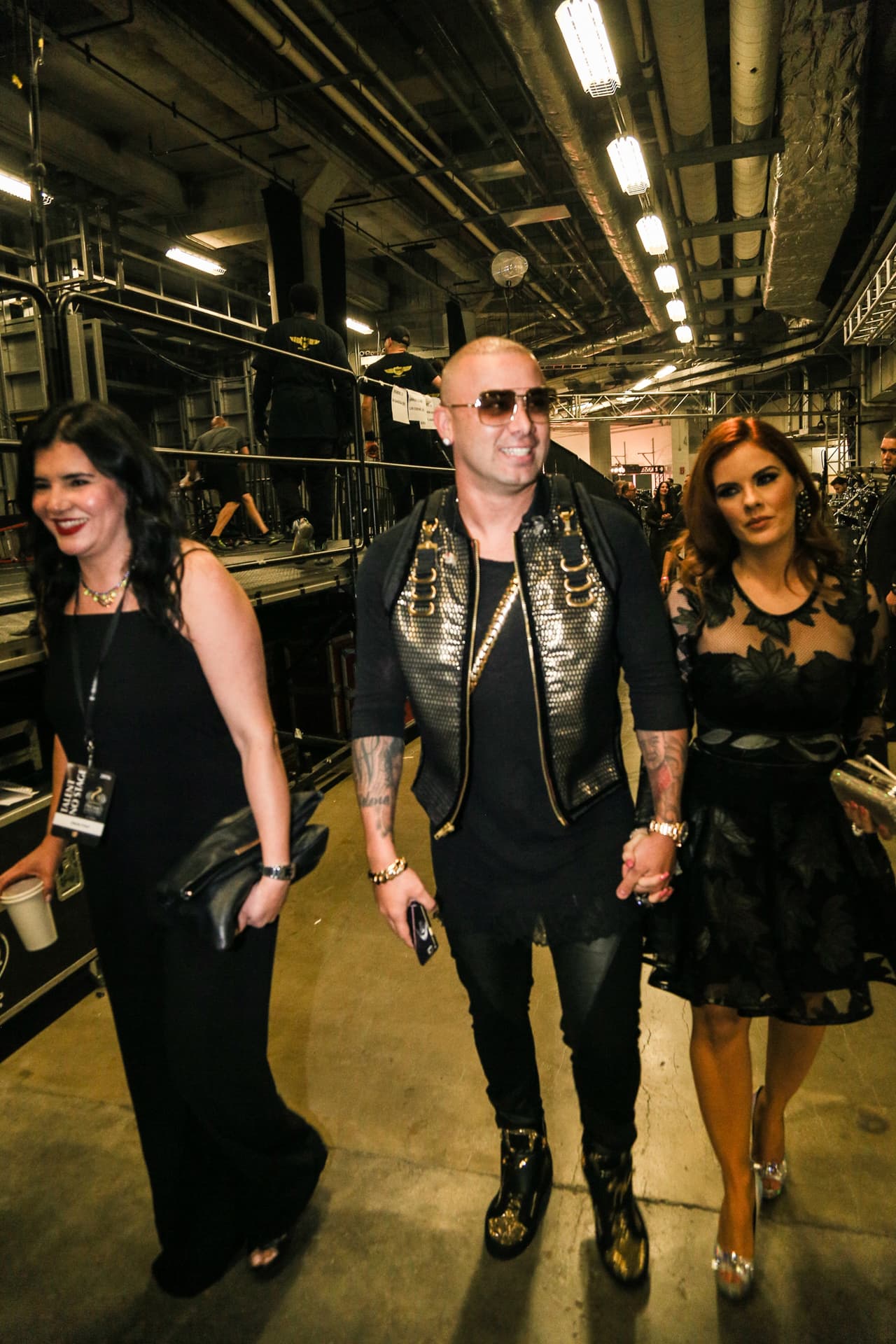 Una cosa fue lo que viste en televisión y otra lo que te perdiste. Pero, relax! Nuestro lente te trae el detrás de cámaras de la esta entrega de Premio Lo Nuestro.