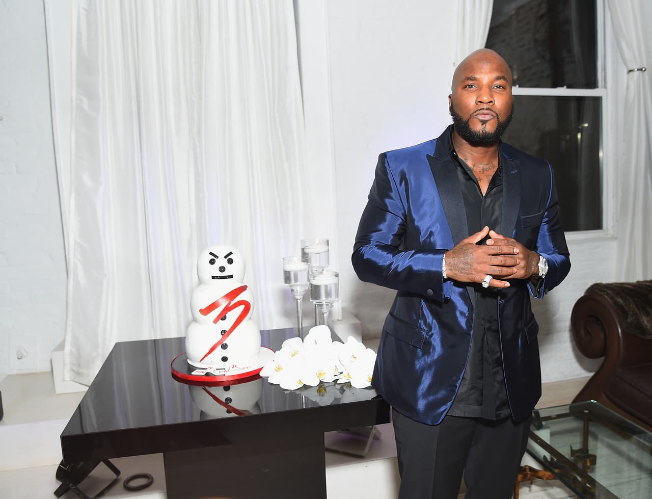 Jeezy Shows His Love For His Hood in "Goldmine" 