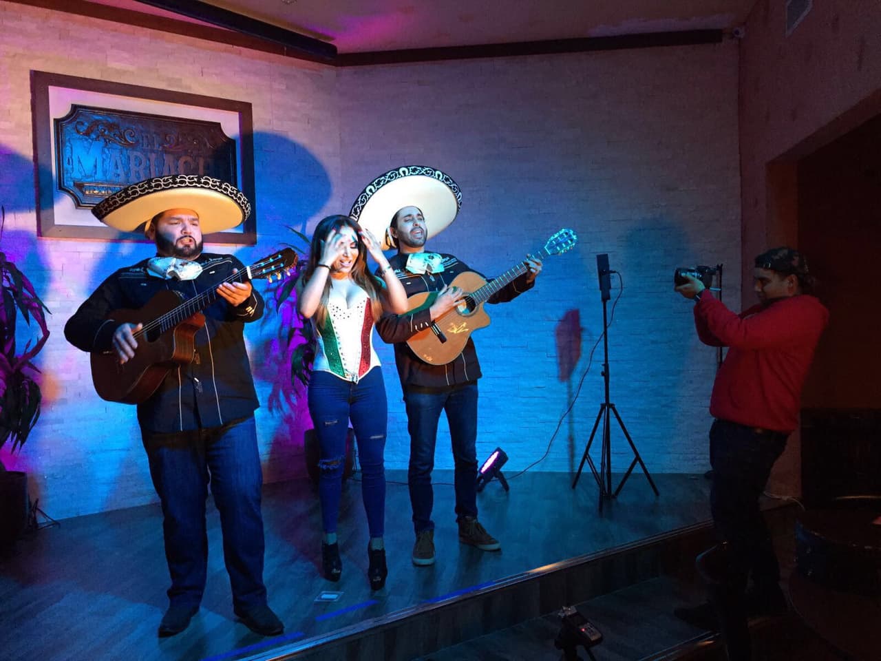 ¿Qué estarán planeando La Bronca, El Tambochi y El Compa Ivan?