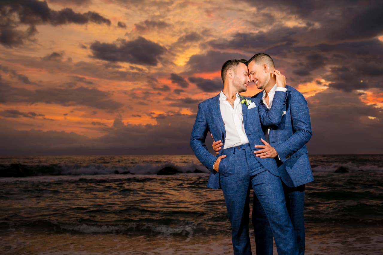 "Tengo una pareja con la que soy feliz y si lloro es porque es muy emocionante este momento para mí".