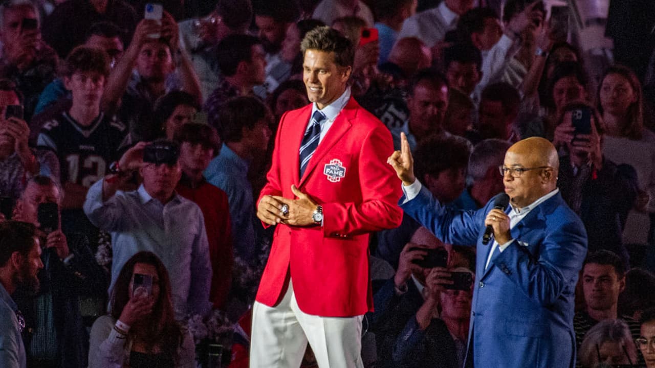 Tom Brady brinda discurso inspirador tras ser inducido al Salón de la Fama