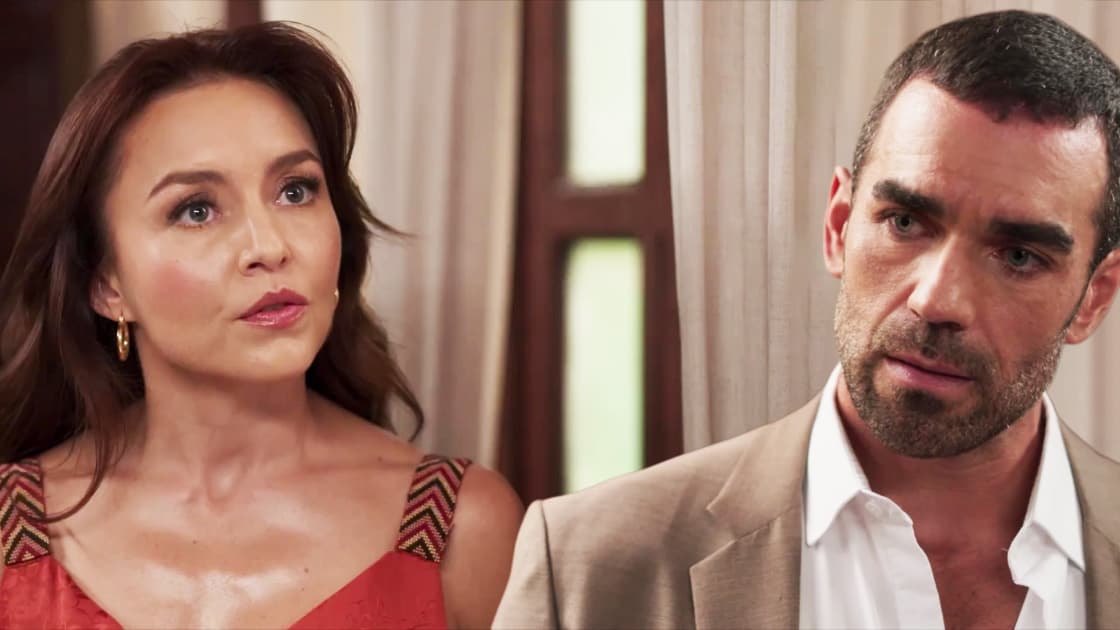 Luis Fernando intenta advertirle a Doménica sobre Max | Doménica Montero | Capítulo 44