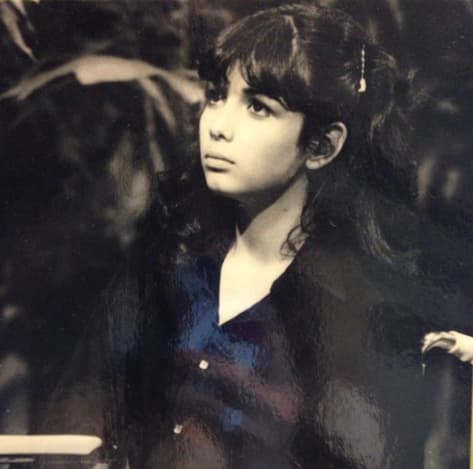 Su debut en televisión fue en la telenovela puertorriqueña 'Ariana' (1981) que era protagonizada por Gladys Rodríguez y Arnaldo André. “Esta es una foto durante la grabación de mi primera escena en una novela, ¡tenía 14 años!” escribió la Giselle con esta imagen.