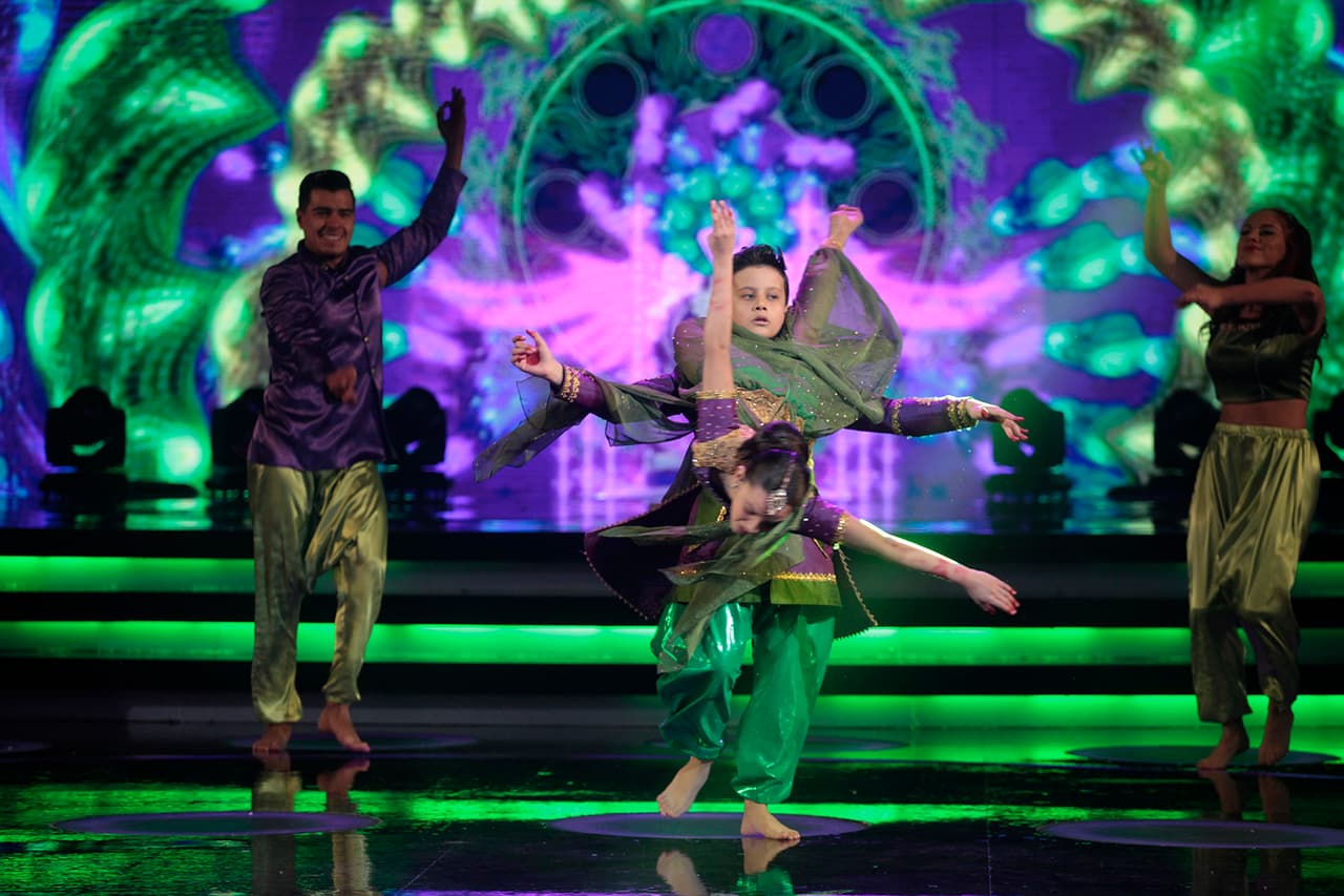 Al más puro estilo de Aladdin, Sara y Yamil pusieron de buen humor al jurado.