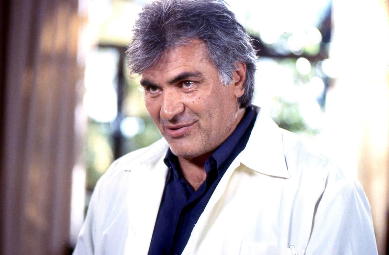 Títulos como 'Morelia' (1995), 'Esmeralda' (1997), 'La mentira' (1998) y 'Besos prohibidos' (1999), se encuentran en la lista de proyectos en los que el actor de 67 años de edad también ha participado.