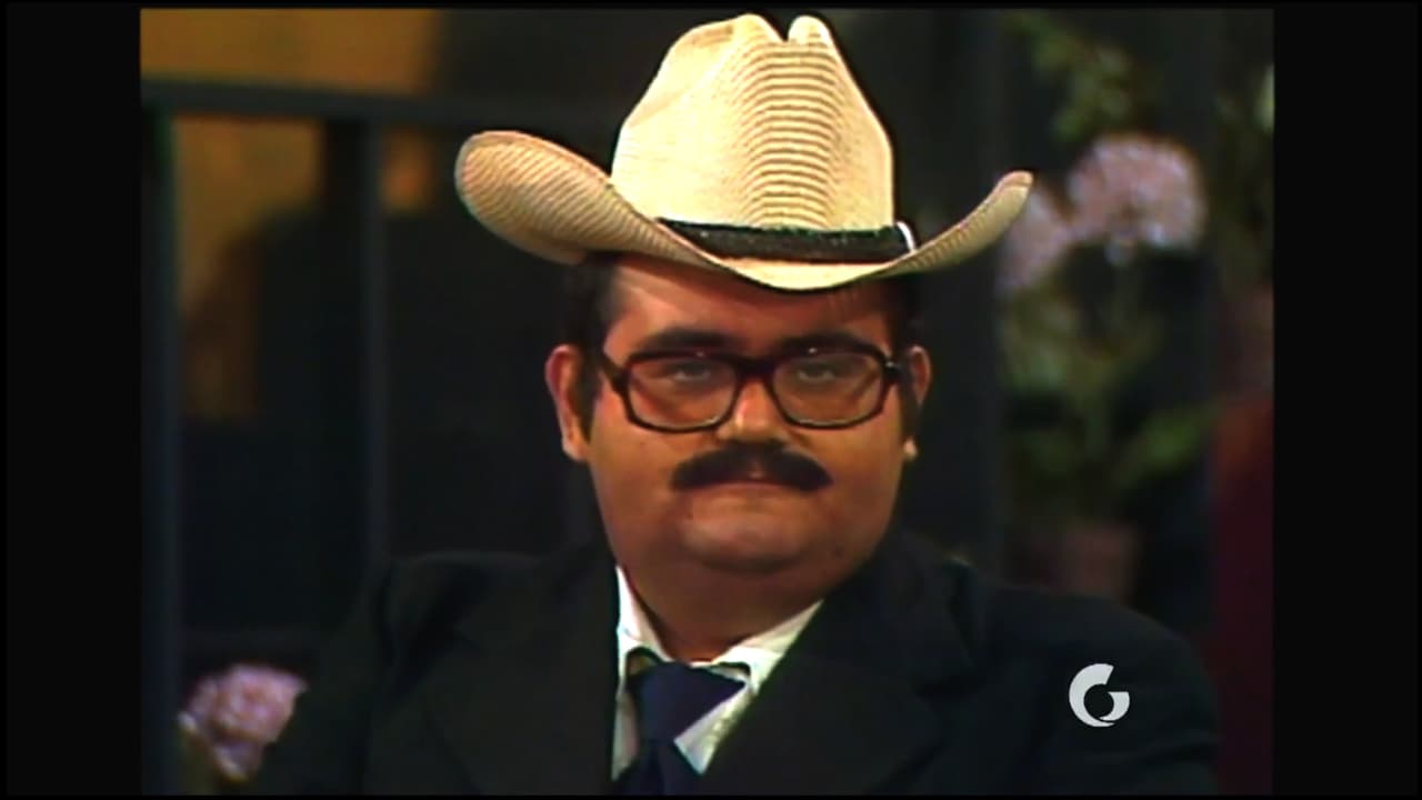 Si buscas un disfraz práctico y divertido, la opción es el ‘Señor Barriga’. Para lucir como él, sólo necesitas vestir de traje, usar bigote y lentes; si tu complexión es delgada, la solución es usar algunas almohadas para simular la barriga. 
<br>