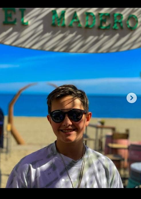 Hace un año, Santiago Rulli tenía una estatura de 5'10".
<br>