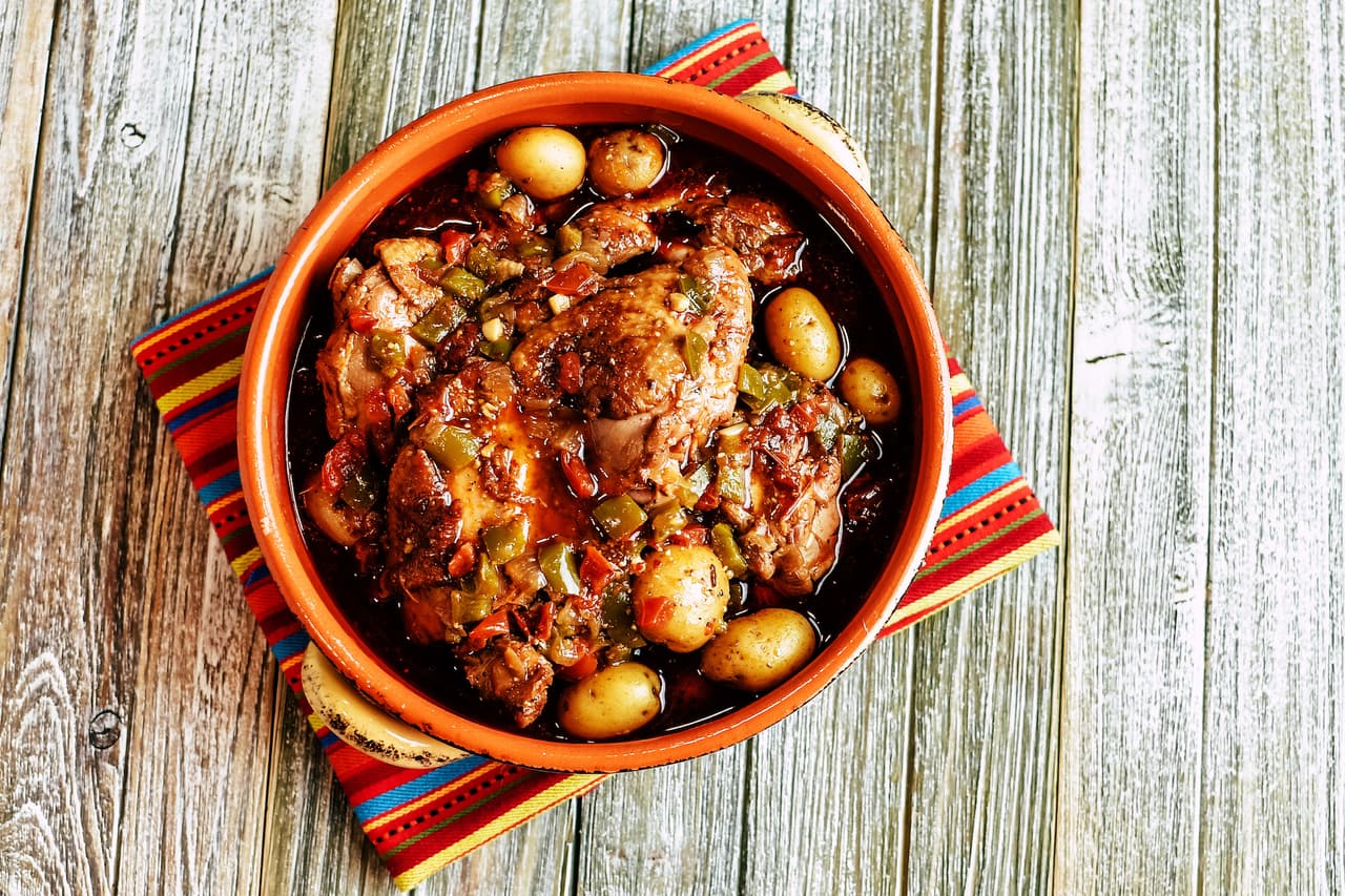 Pollo a la cacerola con papas 