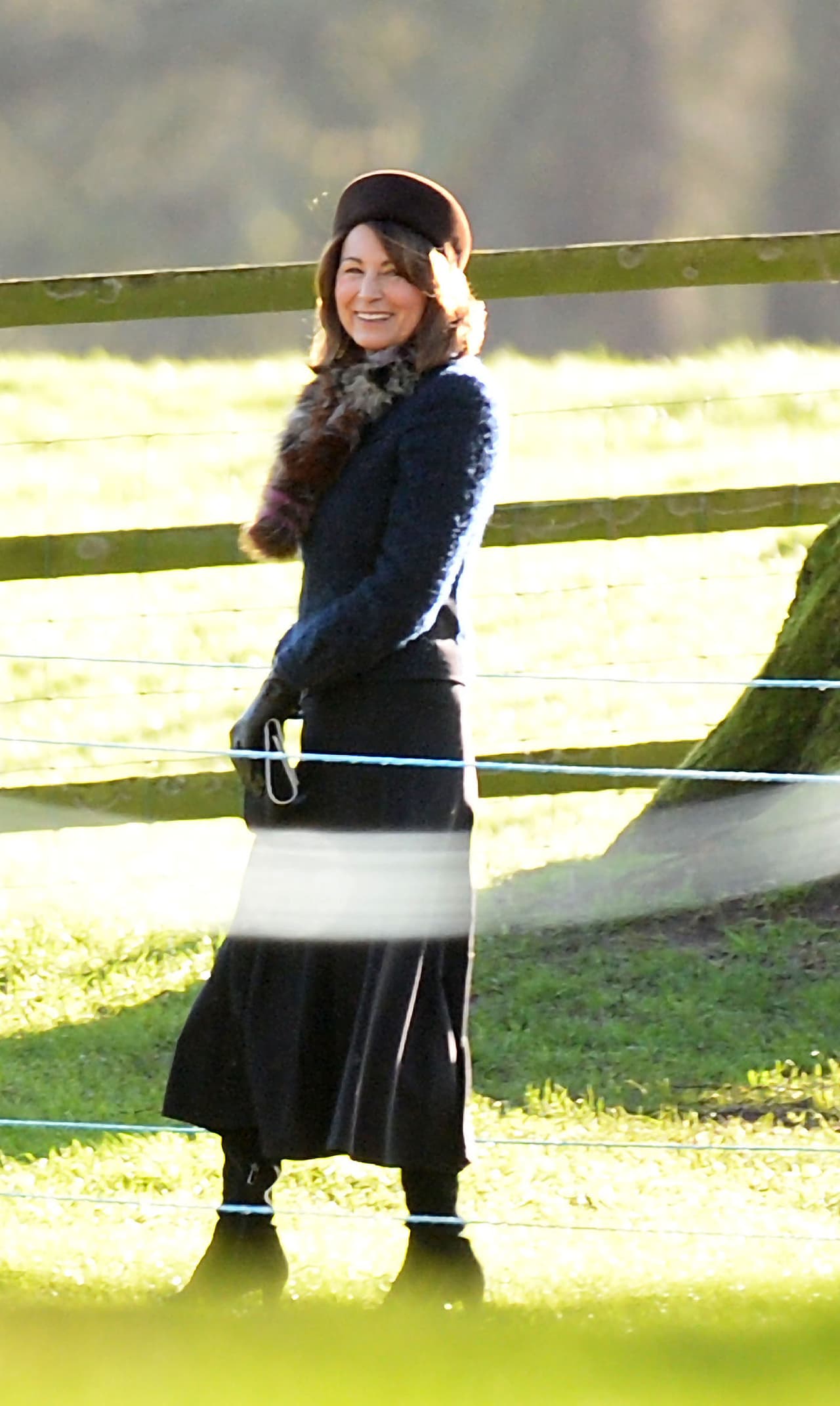 Fue en esta empresa donde conoció a Michael Francis Middleton, un administrador que más tarde fue ascendido a despachador de vuelos.