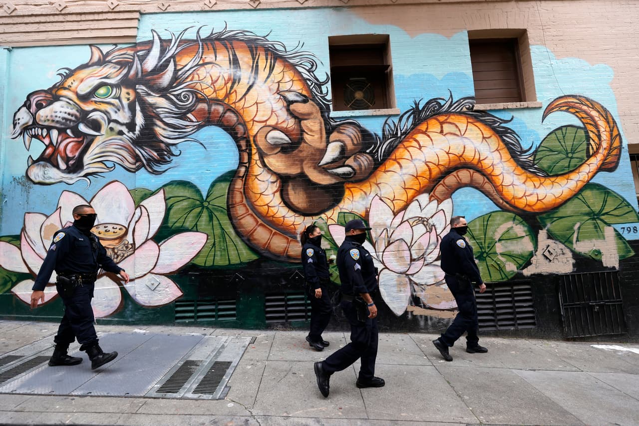 El Año del Tigre se asocia con la fuerza, el coraje y la generosidad y se atribuye a las personas nacidas bajo este signo cualidades como la valentía, el encanto y la confianza.