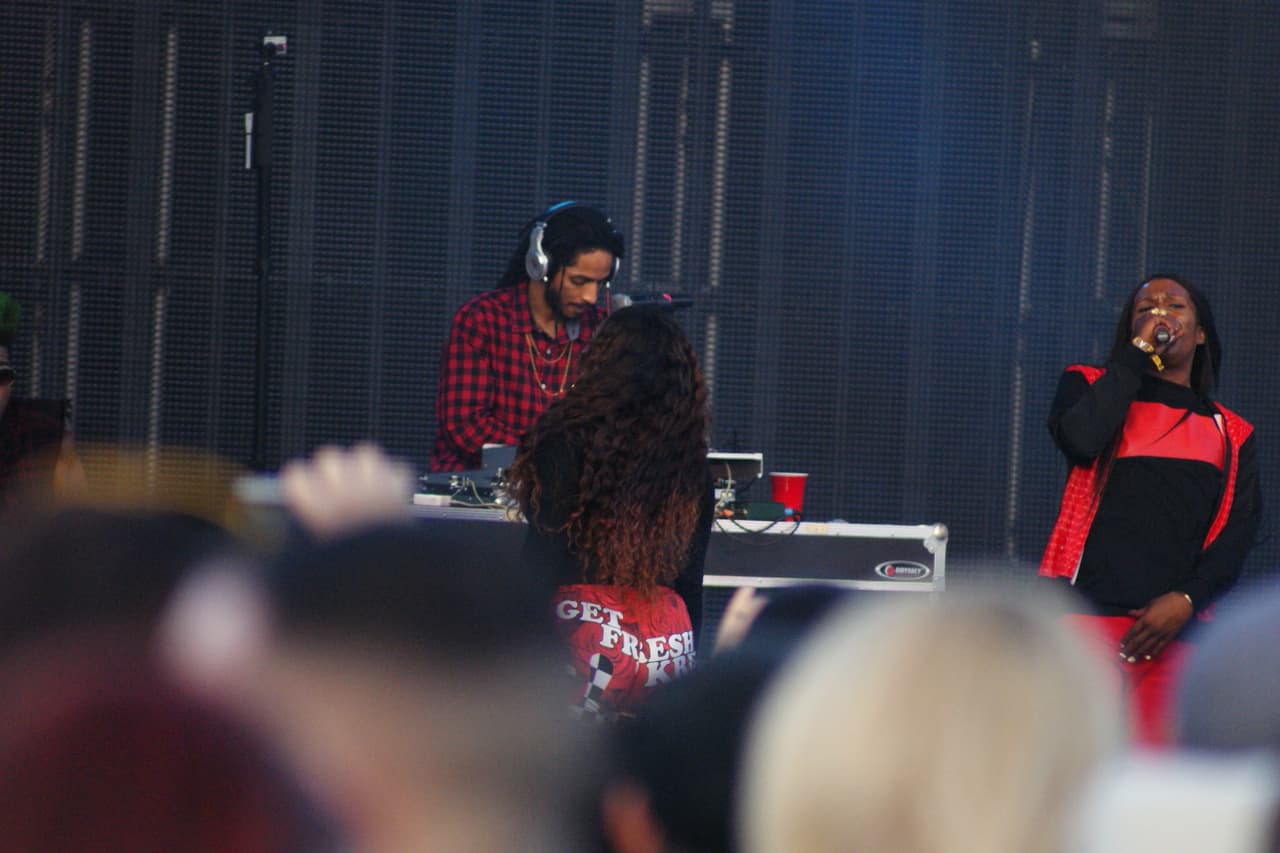 Miles se divirtieron en festival de música Fun Fun Fest este fin de semana en la capital de Texas.