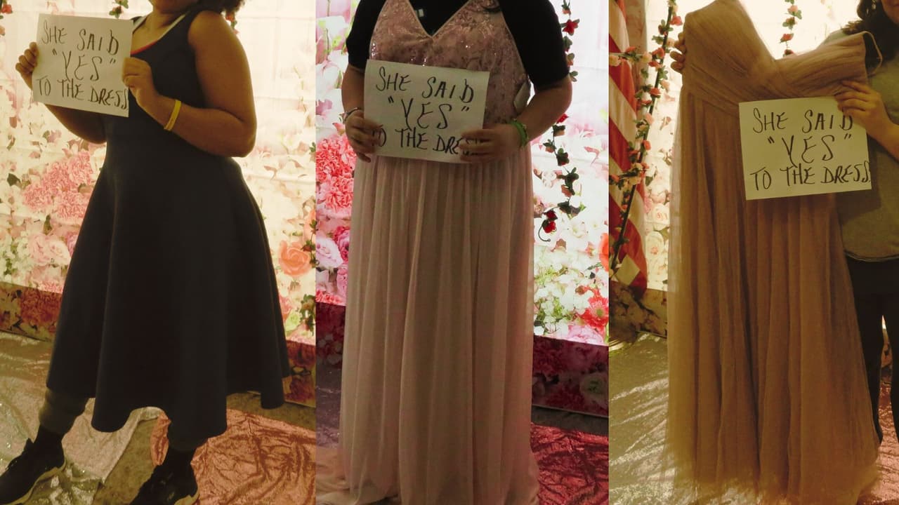 Podrán tomarse una foto diciendo:
<b>"She said yes, to the dress!",</b> ella dijo que sí al vestido.