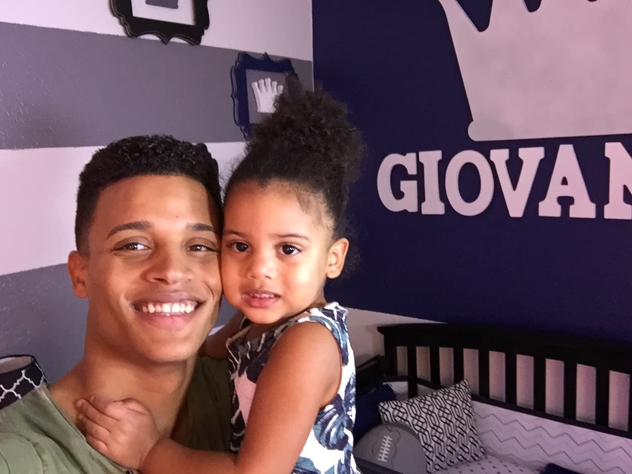 El amor por Ayanaliz le brota por los poros a Christian.