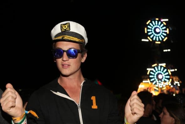 Miles Teller ya estaba pasado de fiesta. Mira aquí los videos más chismosos.