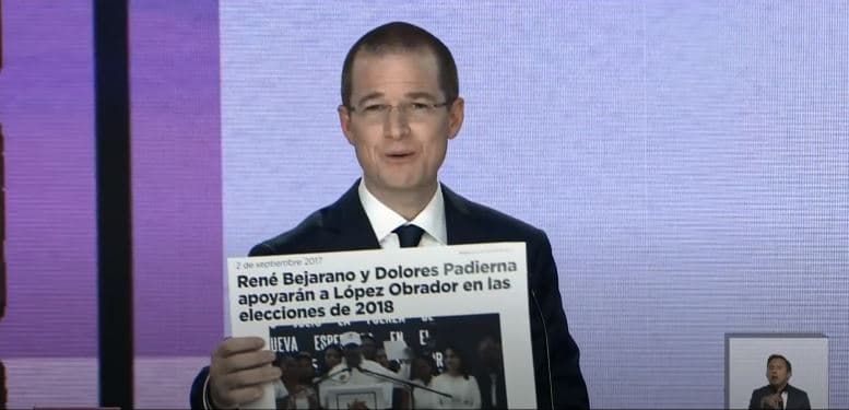 Ricardo Anaya in the first presidential debate highlighting Lopez Obrador past PRI membership.