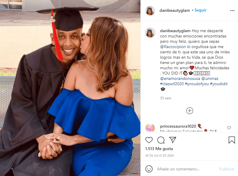 Juntos compartieron sus logros, como el día de la graduación de Darwin de la licenciatura en comunicación en julio del 2020.