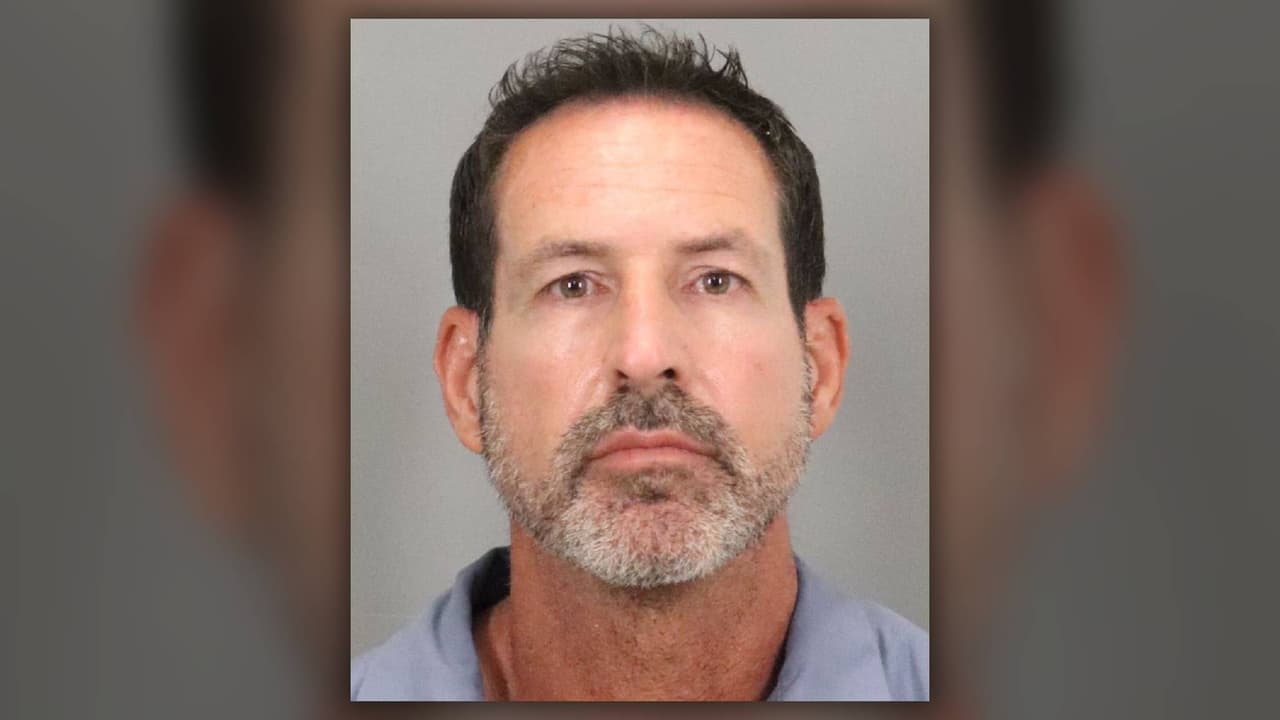 Acusan a hombre  por tener sexo “múltiples veces” con una adolescente de 15 años en un parque de Cupertino