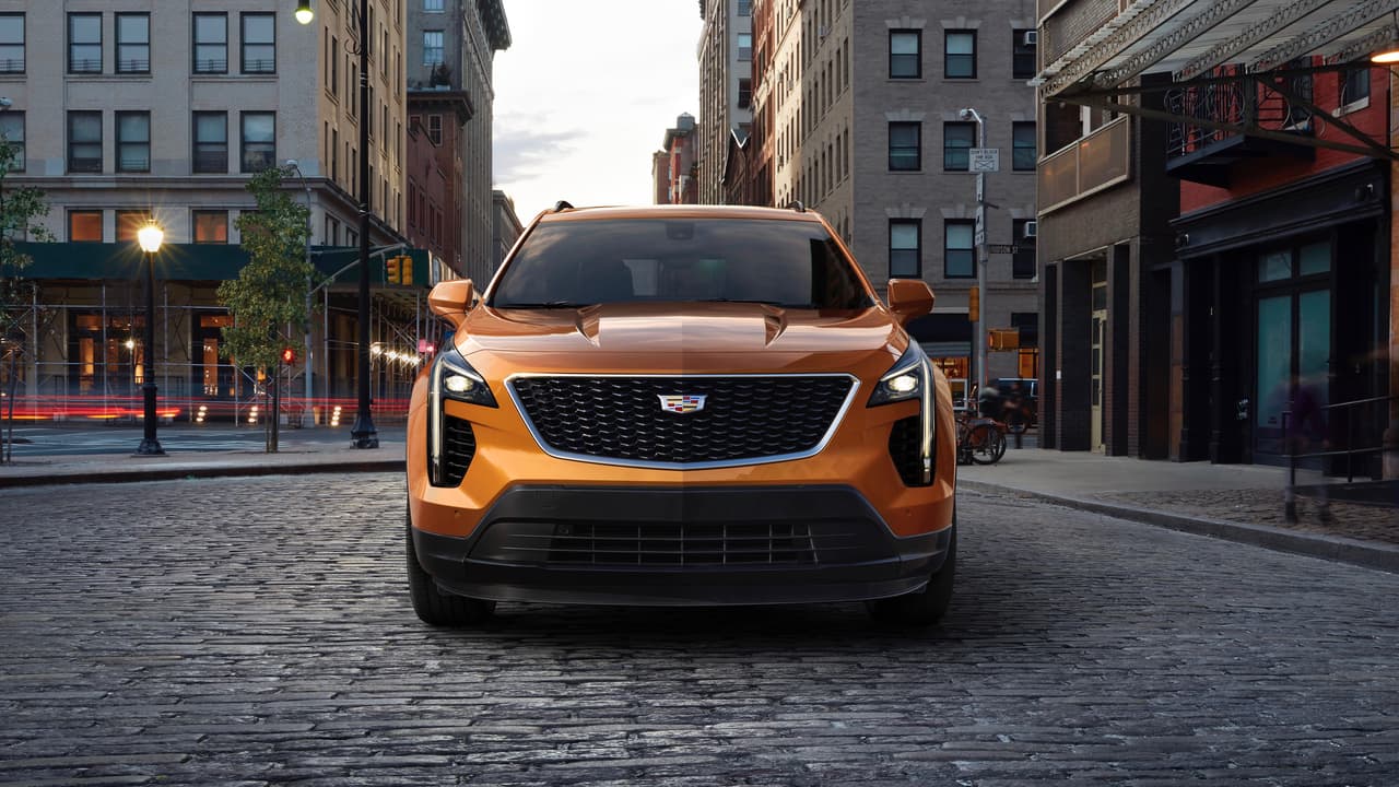 Con la nueva Cadillac XT4 2019, la primera SUV compacta en su historia, Cadillac llega tarde pero con fuerza el mercado de las camionetas compactas de lujo.
