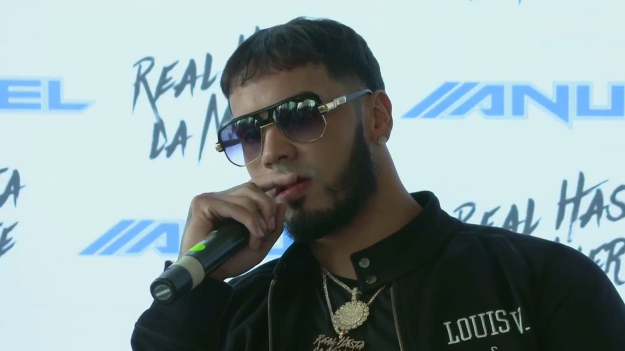 Anuel AA enfrenta una demanda millonaria por la polémica letra de una de sus canciones