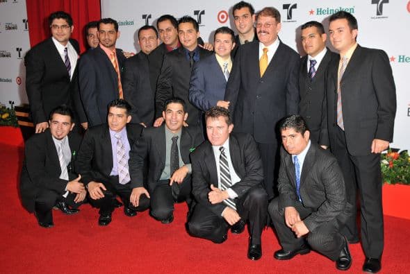 Después de 20 de años de carrera junto a una de las bandas más legendarias del regional mexicano,
<b>Medina</b> tomó la decisión de darse un descanso.