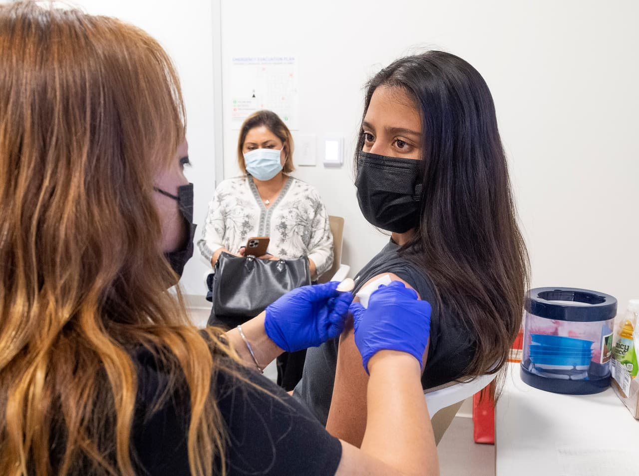 Menores de 12 a 15 años se podrán vacunar tan pronto como el jueves en Nueva York