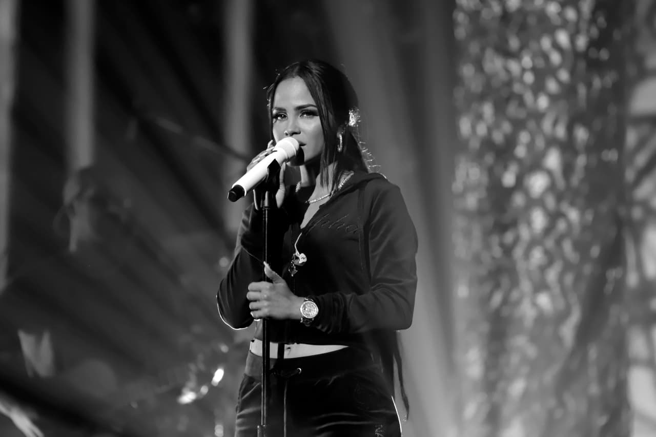 Una de las pocas que se presentará sola en el escenario es Natti Natasha. La artista dominicana dará una enorme sorpresa con su canción este jueves 20 de febrero a partir de las 8P/7C por Univision. No te la puedes perder.